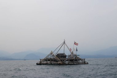 Bagan ya da pagang, özellikle Sukabumi 'de Endonezya' nın geleneksel balıkçılık enstrümanıdır. Pagang bambudan yapılmış bir balıkçı teknesi türüdür. Genellikle denizin ortasında balık yakalamak için kullanılır..