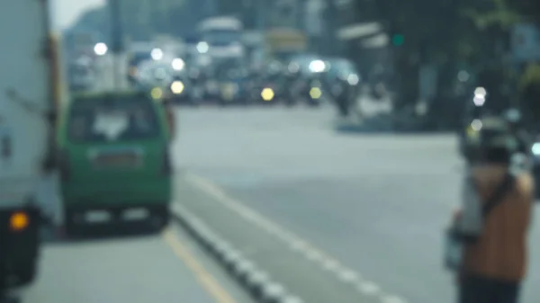 印尼西爪哇万隆市斑马交叉口 司机和摩托车手的抽象背景正在等待绿灯的到来 交通堵塞概念背景 — 图库照片