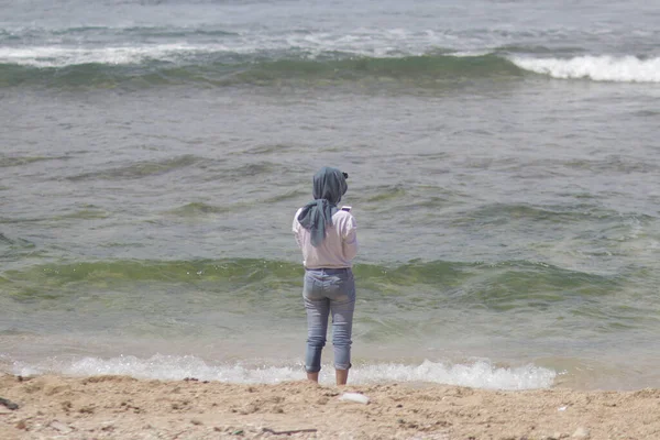 Young Asian Woman Grey Hijab White Shirt Standing Using Phone — Stock Photo, Image