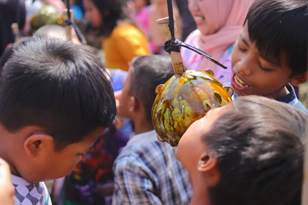 Sukabumi Java Ocidental Indonésia Agosto 2021 Crianças Indonésias Estão Jogando — Fotografia de Stock