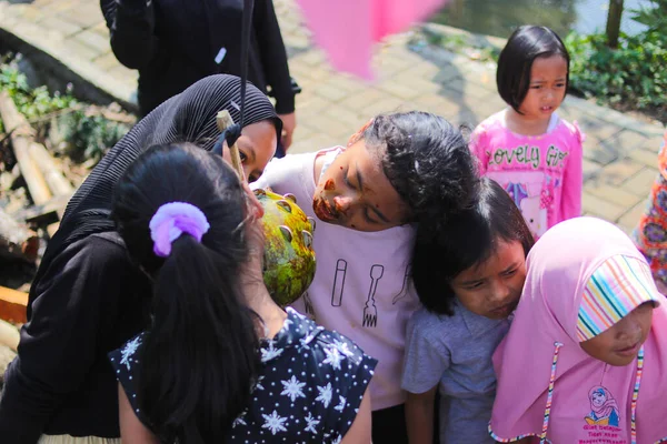 Sukabumi Java Ocidental Indonésia Agosto 2021 Crianças Indonésias Estão Jogando — Fotografia de Stock