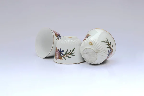 Fine Porcelain Chinese Tea Cup Isoliert Weißem Hintergrund Stock Foto — Stockfoto