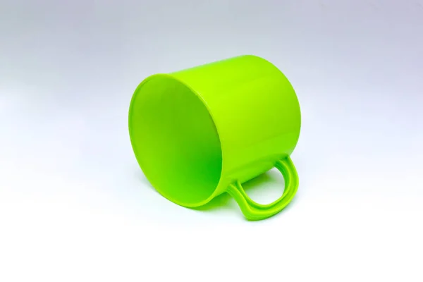 Πράσινο Πλαστικό Κούπα Που Απομονώνονται Λευκό Φόντο — Φωτογραφία Αρχείου