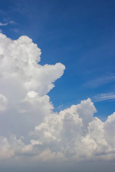 Nuvens Cúmulo Com Fundo Azul Claro Meio Dia Tipos Nuvens — Fotografia de Stock