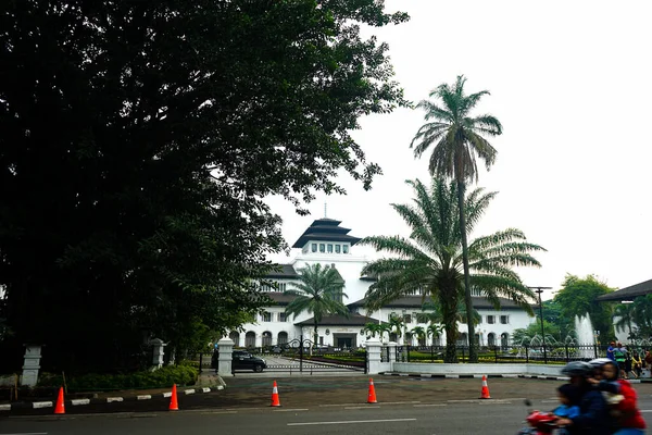 Bandung West Java Indonesië September 2018 Verkeer Voor Gedung Sate — Stockfoto