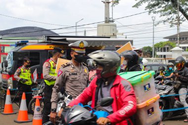 Sukabumi, Batı Java, Endonezya - 30 Aralık 2021: Endonezya polisi Gedung Juang 45 Sukabumi, Batı Java, Endonezya.