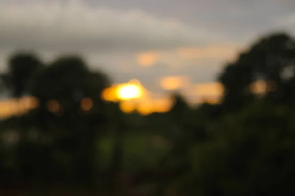 Desfocado Fundo Abstrato Belo Pôr Sol Uma Área Rural — Fotografia de Stock