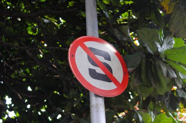 Bulanık arkaplan işaretini durdurma