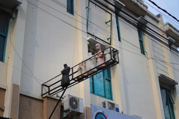 Eine Gruppe Alter Gebrauchter Schaufensterpuppen Wird Auf Einem Schaufenster Bandung — Stockfoto