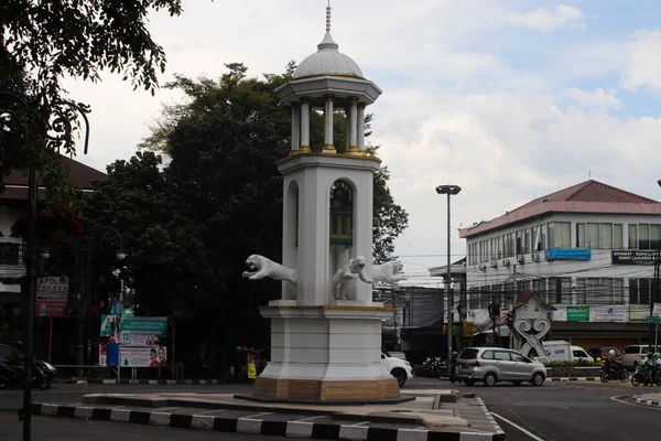印度尼西亚西爪哇万隆 2022年1月11日 白虎纪念碑 Tugu Maung Bandung 位于印度尼西亚西爪哇万隆的几条街道上 — 图库照片
