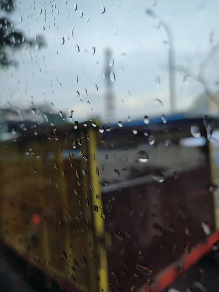 Raindrops Bus Windows Blurred Traffic Jam Background — Fotografia de Stock