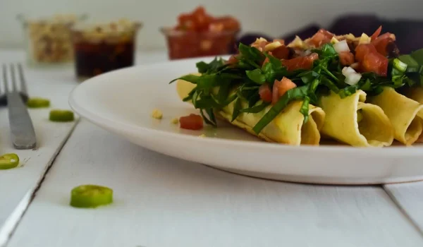 Ispanaklı kızarmış taco.