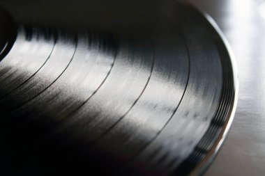 siyah vinil disk stereo müzik, ışık yansımaları ile