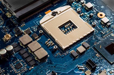 ücretsiz merkezi işlemci soketi, bir kişisel bilgisayarın mavi sistem panosunda