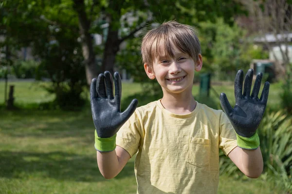 Boy Home Garden Wearing Gardening Gloves Gardening Season — Stockfoto