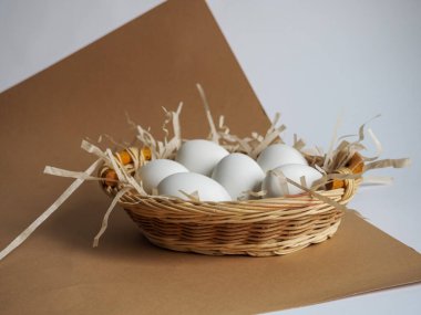 Paskalya tatili, yumurta boyama