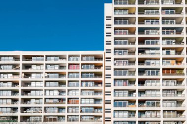 Apartman cephesi, konut mülkü _