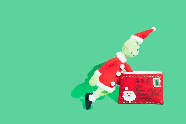 Grinch Steals Letter Santa Christmas New Year Winter Concept Green — Stock Photo, Image