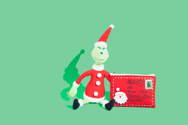 Funny Christmas Card Grinch Steals Letter Santa Christmas New Year — Stock Photo, Image