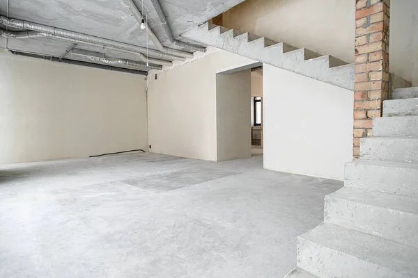 Der Raum Ist Bau Mit Einer Groben Oberfläche Verputzten Wänden — Stockfoto