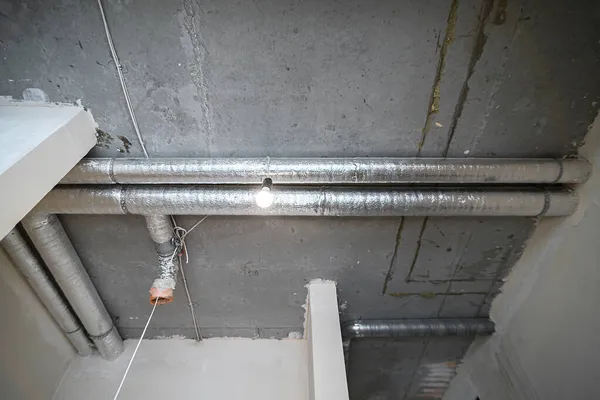 Wiring Ventilation Pipes Concrete Ceiling House Construction Room Construction Rough — Stock Photo, Image