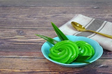 Pandanus pudingi, Tayland usulü tatlı ve lezzetli soğuk puding Tayland usulü tatlı. Kopyalama alanı ile seçmeli odak                              