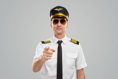 Pilot jest yapmanı istediğimizi gösteriyor.