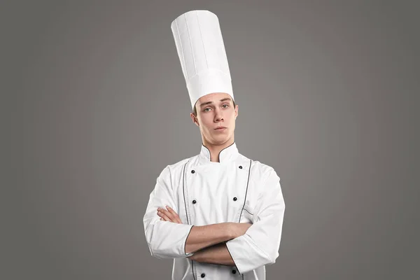 Határozott szakács fehér egyenruhában — Stock Fotó