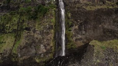 Madeira adasında Şelale Havası