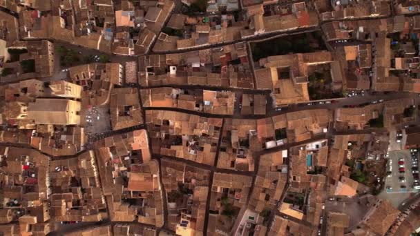 Pemandangan udara di atas kota tua Spanyol — Stok Video