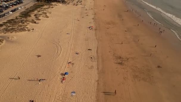 在Costa da Caparica拍摄无人驾驶飞机落日照片 — 图库视频影像