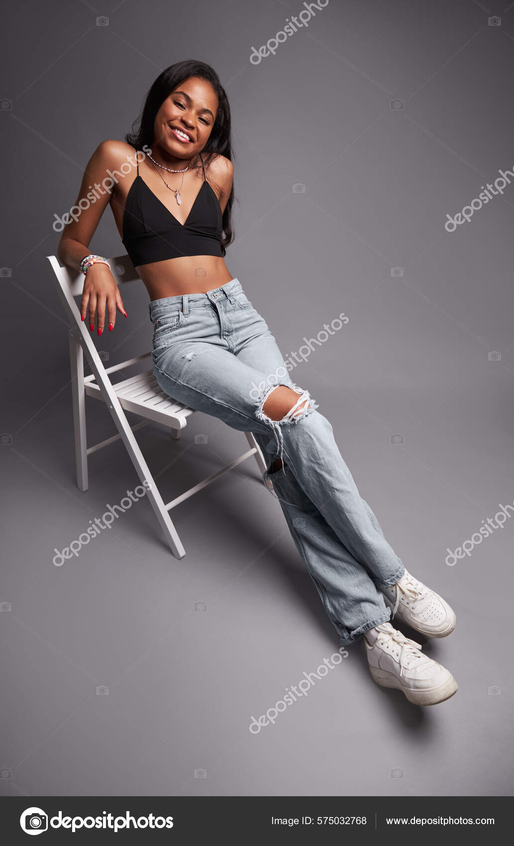 Ladies in jeans and sneakers discount