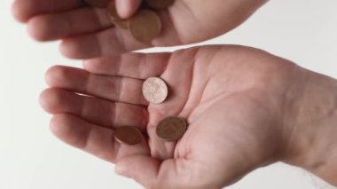 Tanınmayan Adam Avro Paralarını Sayıyor. Yüksek kalite 4k görüntü