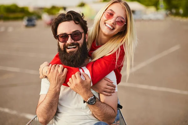 Happy Blond Woman Looking Camera Smile Embracing Merry Bearded Boyfriend — 图库照片