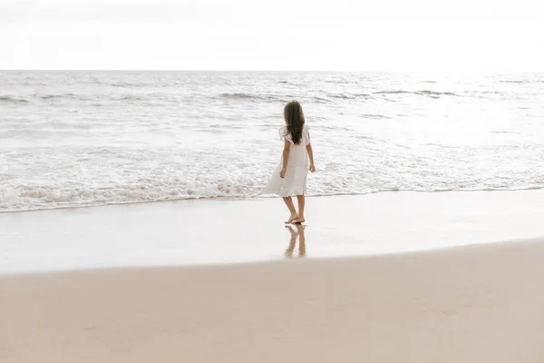 Back View Unrecognizable Barefooted Girl Long Dark Hair White Dress — 스톡 사진