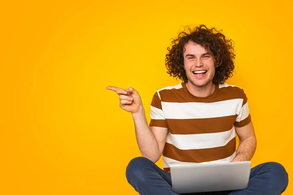 Positive Young Male Freelancer Dark Curly Hair Casual Clothes Smiling — ストック写真