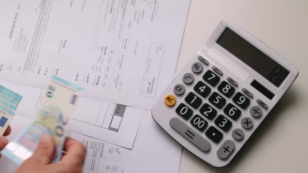 Closeup Man Hands Counting Money Utility Bills Calculator Planning Budget — Stok Video