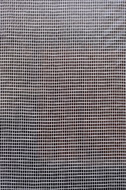 İnce bir ağ ızgarasını kapat