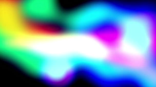 暗闇の中で明るい多色のぼやけた光 動的で動きのあるエフェクトで クリップにオーバーレイします 抽象的な形を虹色のオーバーフローで脈動させる ソーシャルネットワークやブログのための株式4K効果 — ストック動画