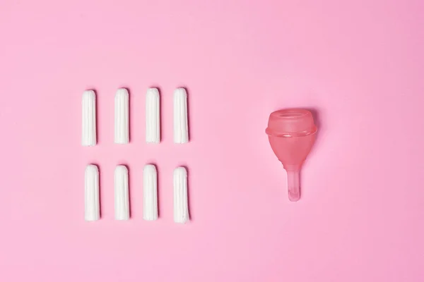 Menstruatiecup Hygiënische Vrouwelijke Tampon Voor Menstruatie Roze Achtergrond — Stockfoto