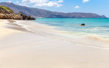 Pembe plaj. Güzel deniz kıyıları. Seyahat fotoğrafı. Fotoğraf.