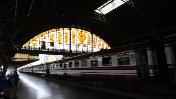 Bangkok Thailand Oktober 2021 Hua Lamphong Järnvägsstation Eller Bangkok Järnvägsstation — Stockvideo