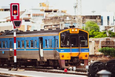 Tayland, Bangkok - 10 Ekim 2021: Hua Lamphong Tren İstasyonu veya Bangkok Tren İstasyonu 