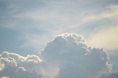 bulutlu güzel gökyüzü manzarası, boşluğu kopyala 