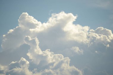 bulutlu güzel gökyüzü manzarası, boşluğu kopyala 