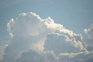 bulutlu güzel gökyüzü manzarası, boşluğu kopyala 