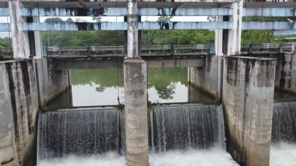 Vue Aérienne Petit Barrage Thaïlande Rurale Rendant Eau Disponible Pour — Video