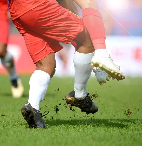 Concepto Lesión Por Jugar Fútbol Chocar Fútbol Puede Causar Lesiones — Foto de Stock