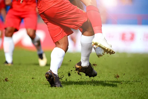 Concepto Lesión Por Jugar Fútbol Chocar Fútbol Puede Causar Lesiones — Foto de Stock