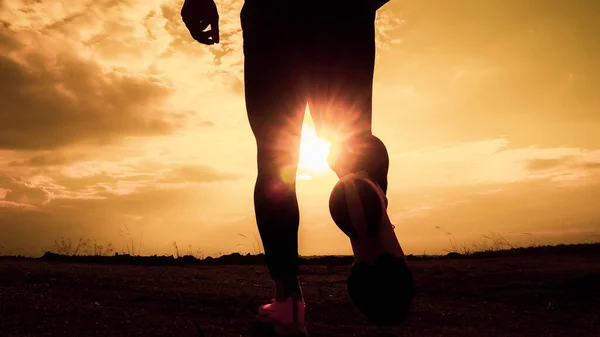 Silhouette Masculine Fais Jogging Pour Rester Bonne Santé Soir Les — Photo